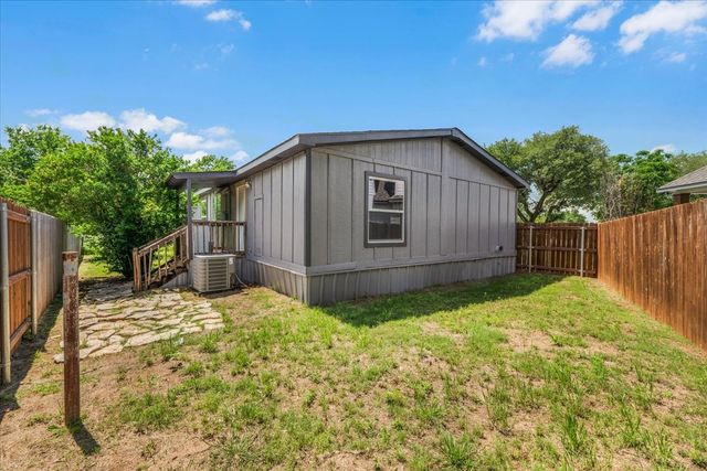 5120 San Marcos Court, Granbury, TX 76048