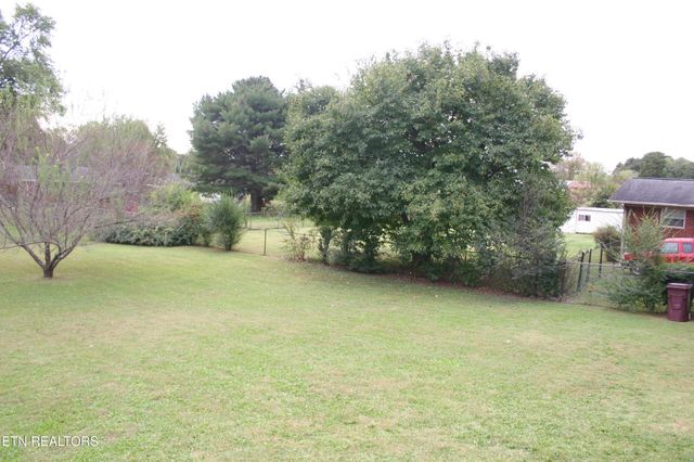 4908 Montmorency Drive, Powell, TN 37849