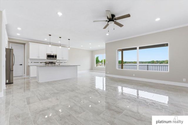 17214 Chalet Drive, Bellevue, NE 68123