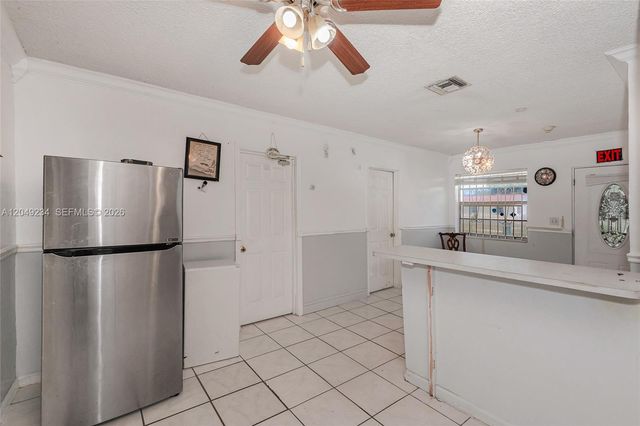 3260 NW 179th St, Miami Gardens, FL 33056
