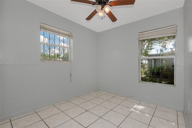 3260 NW 179th St, Miami Gardens, FL 33056