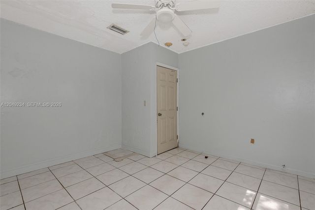 3260 NW 179th St, Miami Gardens, FL 33056