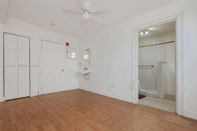 3260 NW 179th St, Miami Gardens, FL 33056