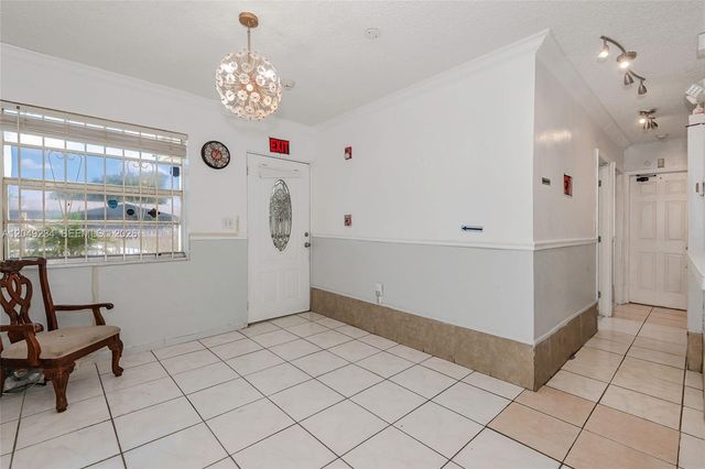 3260 NW 179th St, Miami Gardens, FL 33056