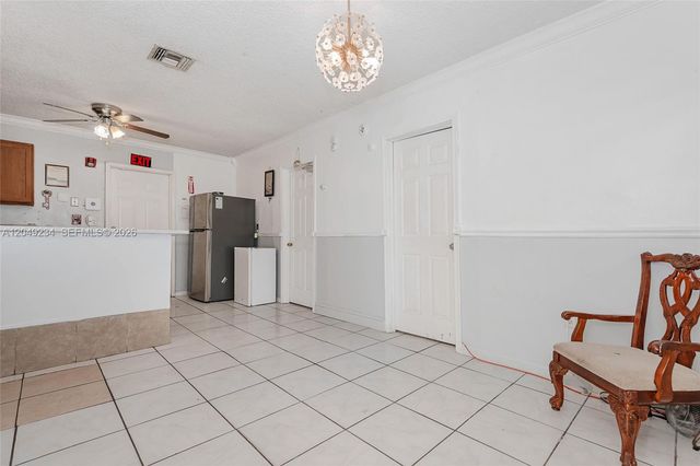 3260 NW 179th St, Miami Gardens, FL 33056