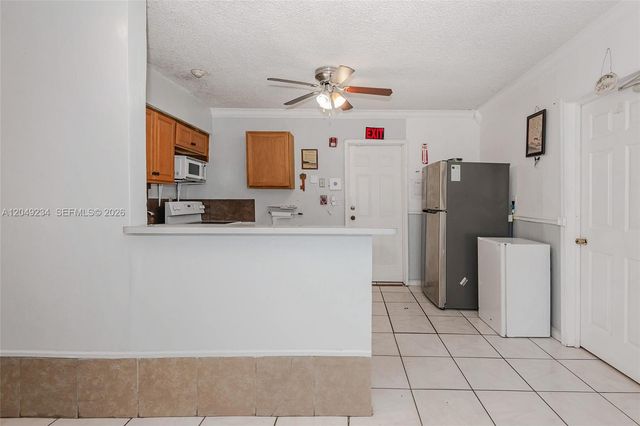 3260 NW 179th St, Miami Gardens, FL 33056