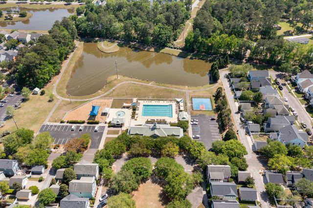 213 Hydrangea Street, Summerville, SC 29483