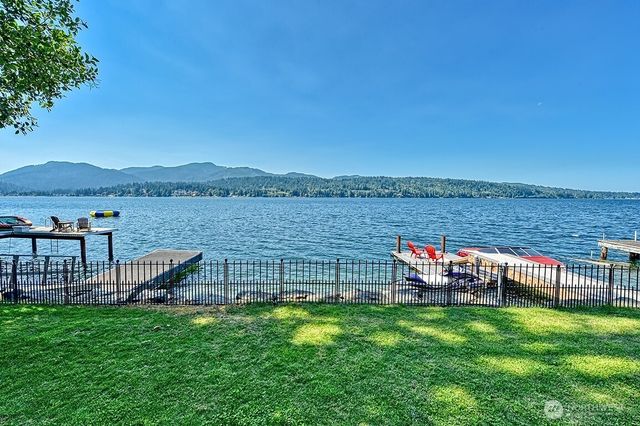 3042 Northshore Road, Bellingham, WA 98226