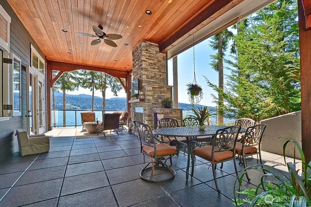 3042 Northshore Road, Bellingham, WA 98226