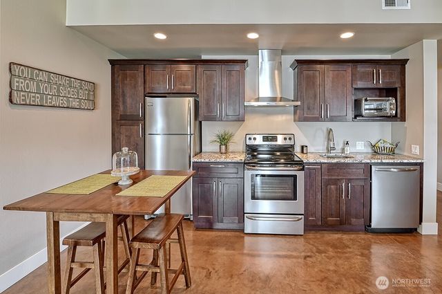 3042 Northshore Road, Bellingham, WA 98226