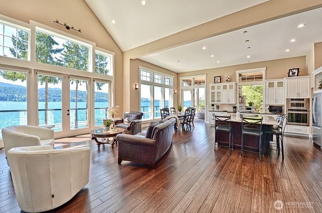 3042 Northshore Road, Bellingham, WA 98226
