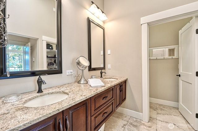 3042 Northshore Road, Bellingham, WA 98226
