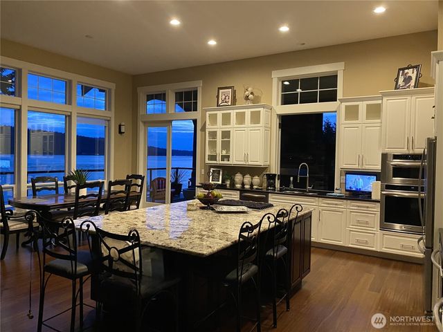 3042 Northshore Road, Bellingham, WA 98226