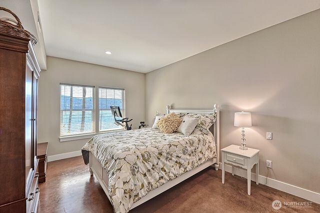 3042 Northshore Road, Bellingham, WA 98226
