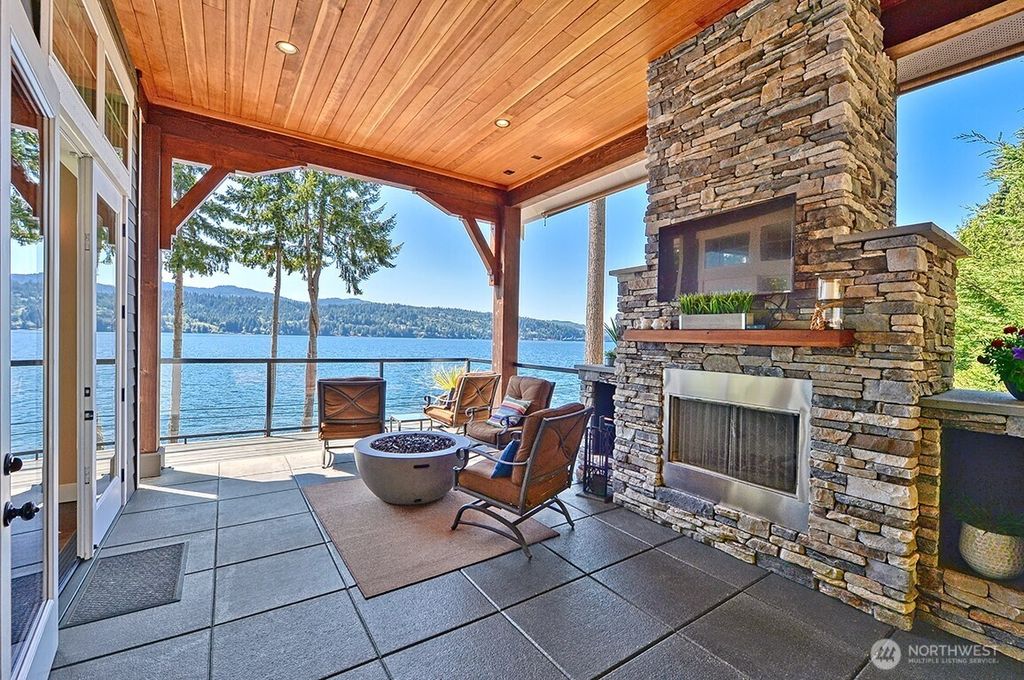 3042 Northshore Road, Bellingham, WA 98226