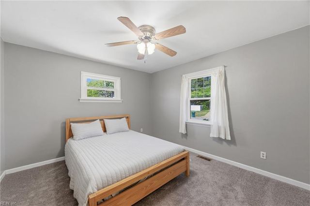 26 Prince William RD, Newport News, VA 23608