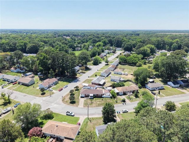 26 Prince William RD, Newport News, VA 23608