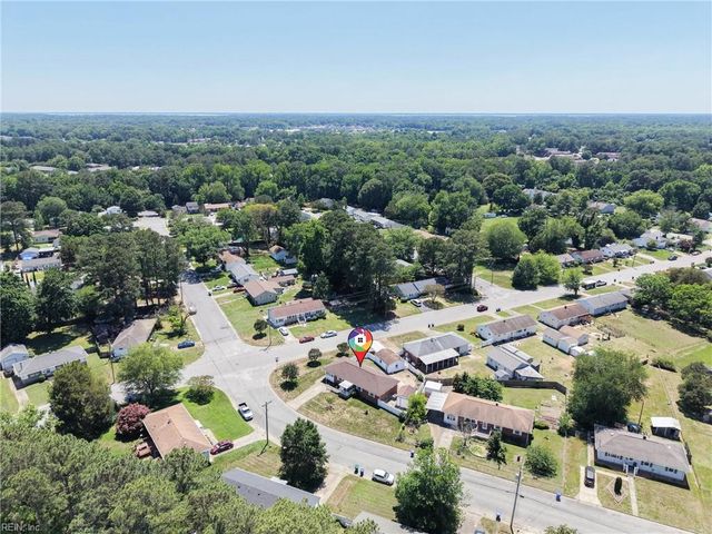 26 Prince William RD, Newport News, VA 23608