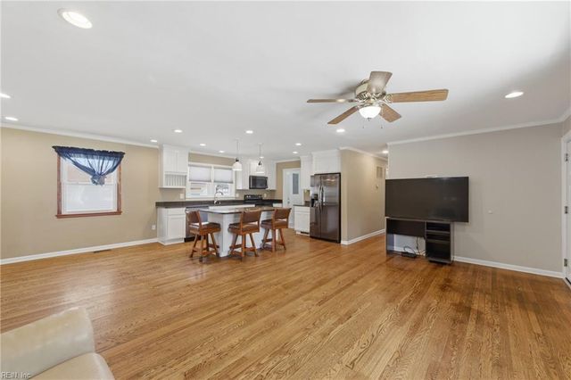 26 Prince William RD, Newport News, VA 23608