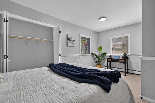 2 Highland Ave, Charlton, MA 01507