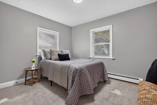 2 Highland Ave, Charlton, MA 01507