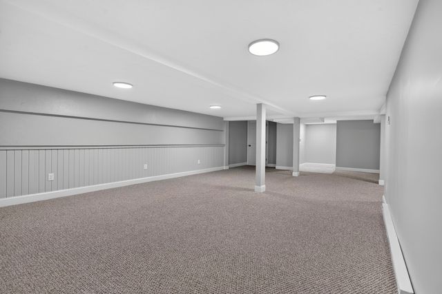 2 Highland Ave, Charlton, MA 01507