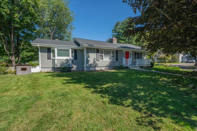 2 Highland Ave, Charlton, MA 01507