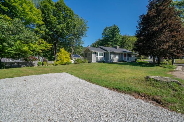 2 Highland Ave, Charlton, MA 01507