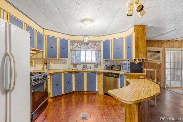 1215 Macintyre Court, Dacono, CO 80514