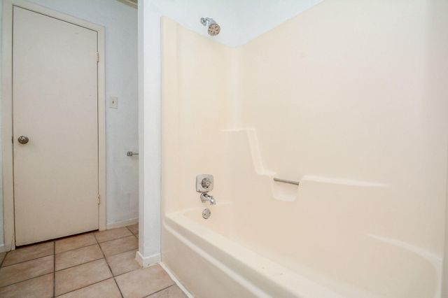 1116 Murrayhill Drive 8, Houston, TX 77043