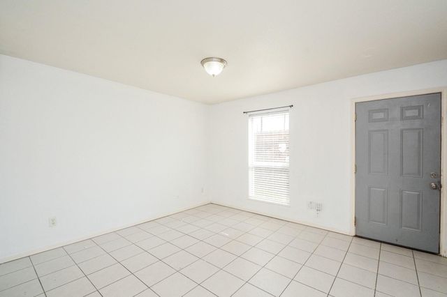 1116 Murrayhill Drive 8, Houston, TX 77043