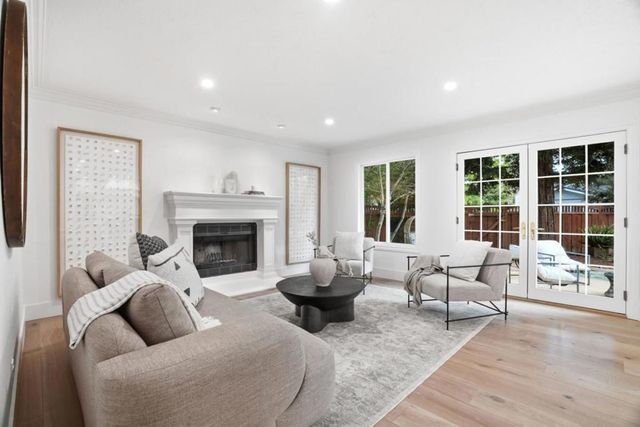 1851 Hull Avenue, Redwood City, CA 94061