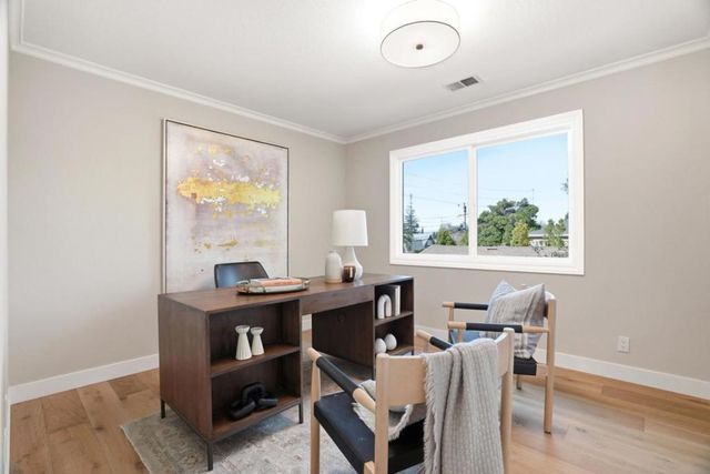 1851 Hull Avenue, Redwood City, CA 94061