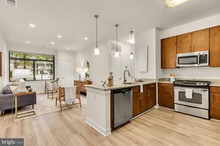8005 13TH ST #104, Silver Spring, MD 20910