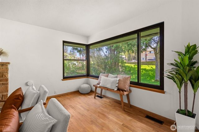 2426 S 142nd Street, Seatac, WA 98168