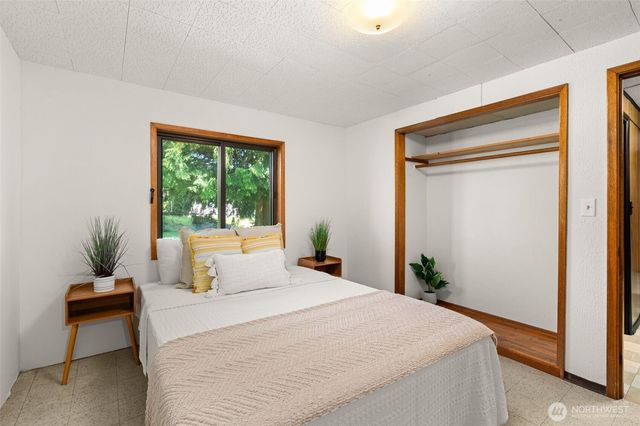 2426 S 142nd Street, Seatac, WA 98168