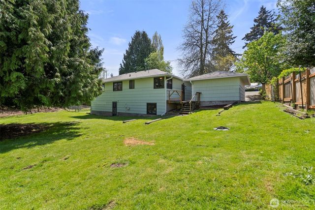 2426 S 142nd Street, Seatac, WA 98168
