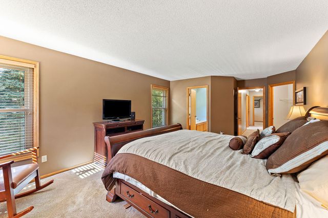 1946 Lochaven Alcove, Woodbury, MN 55125