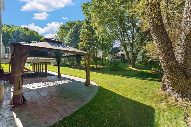 1946 Lochaven Alcove, Woodbury, MN 55125