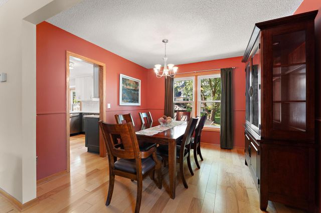 1946 Lochaven Alcove, Woodbury, MN 55125