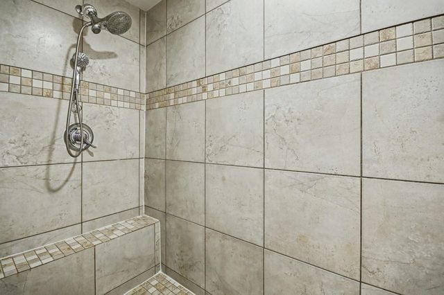 2102 Hillshire Drive, Deer Park, TX 77536