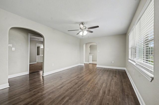 2102 Hillshire Drive, Deer Park, TX 77536