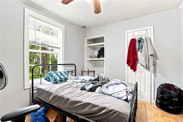 1039 Hampton Street NW, Atlanta, GA 30318