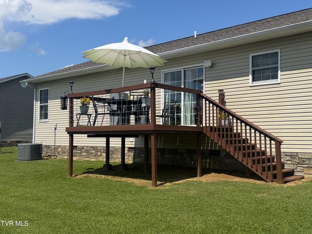 253 Ramblin Road, Newport, TN 37821