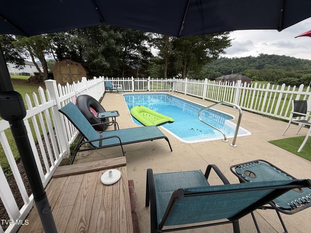 253 Ramblin Road, Newport, TN 37821