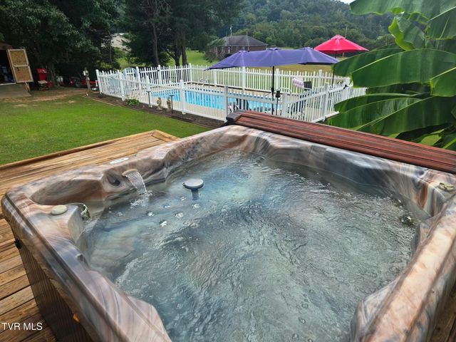 253 Ramblin Road, Newport, TN 37821