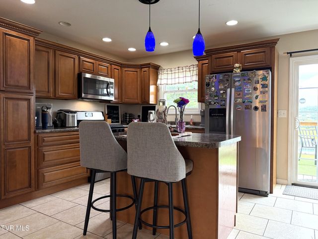 253 Ramblin Road, Newport, TN 37821