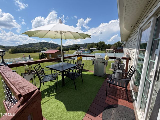 253 Ramblin Road, Newport, TN 37821