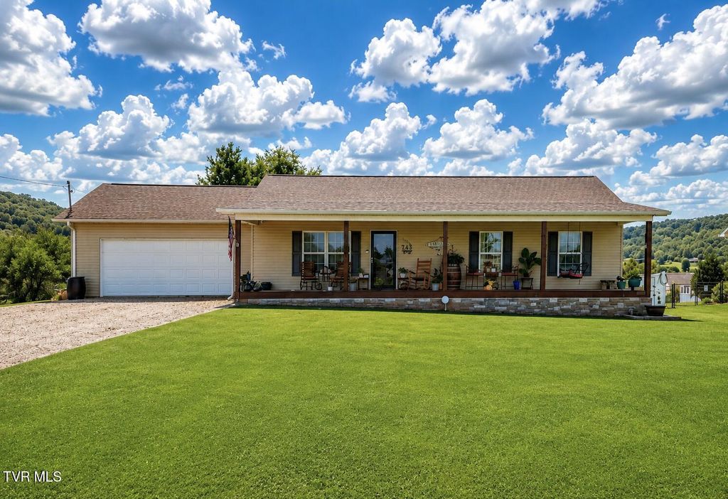 253 Ramblin Road, Newport, TN 37821