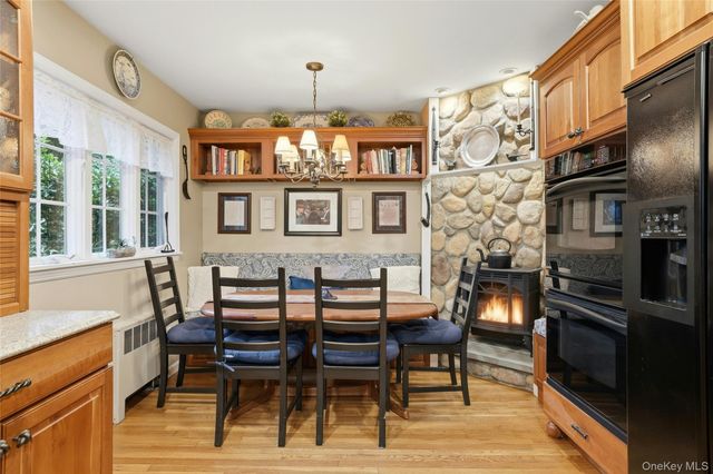 73 Cove Road, Huntington, NY 11743